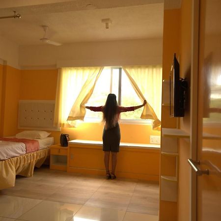 Hotel Niasha à Mangalore Extérieur photo