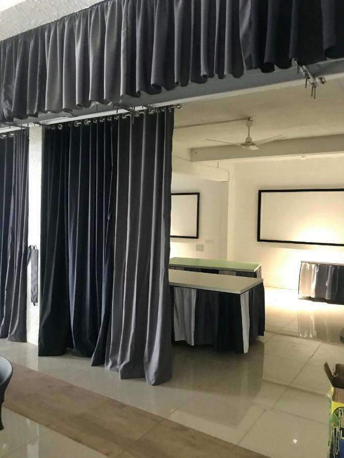 Hotel Niasha à Mangalore Extérieur photo